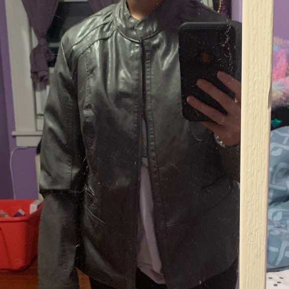 Jacket - Picture 4 of 6